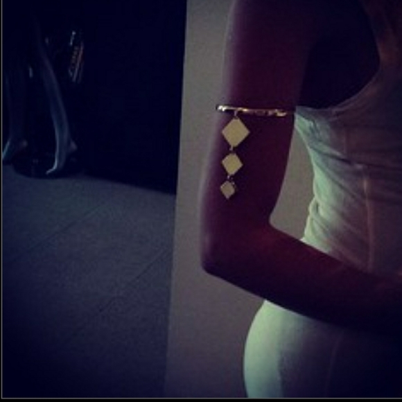 Dangling arm band armlet upper arm brass cost… - Picture 2 of 2